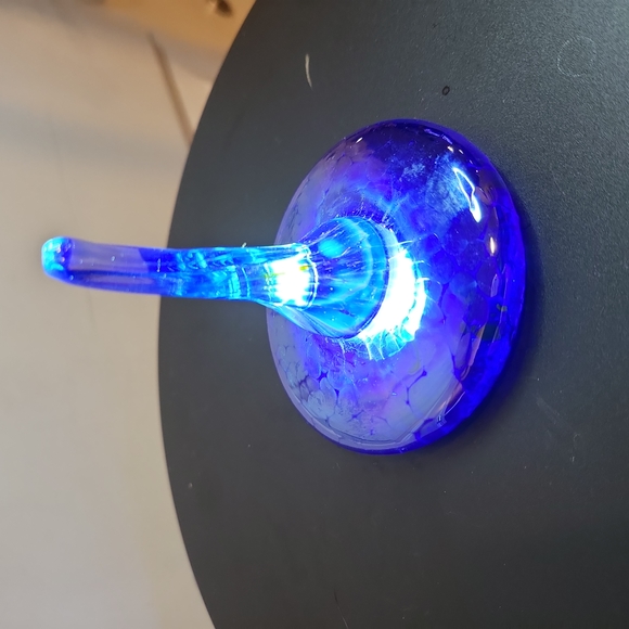 Blue Iridescent Art Glass Signed Ring Holder Hand Blown 3" - Picture 5 of 7